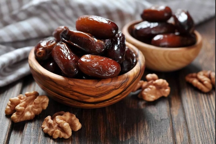 Under what circumstances a patient is allowed to break fast?