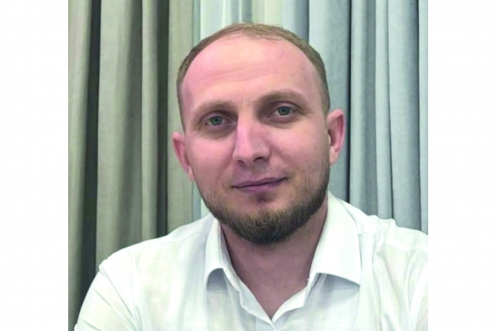 Ана тилине гьашыкъ шаир